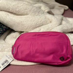 Sonic Pink Lululemon Everywhere Belt Bag NWT